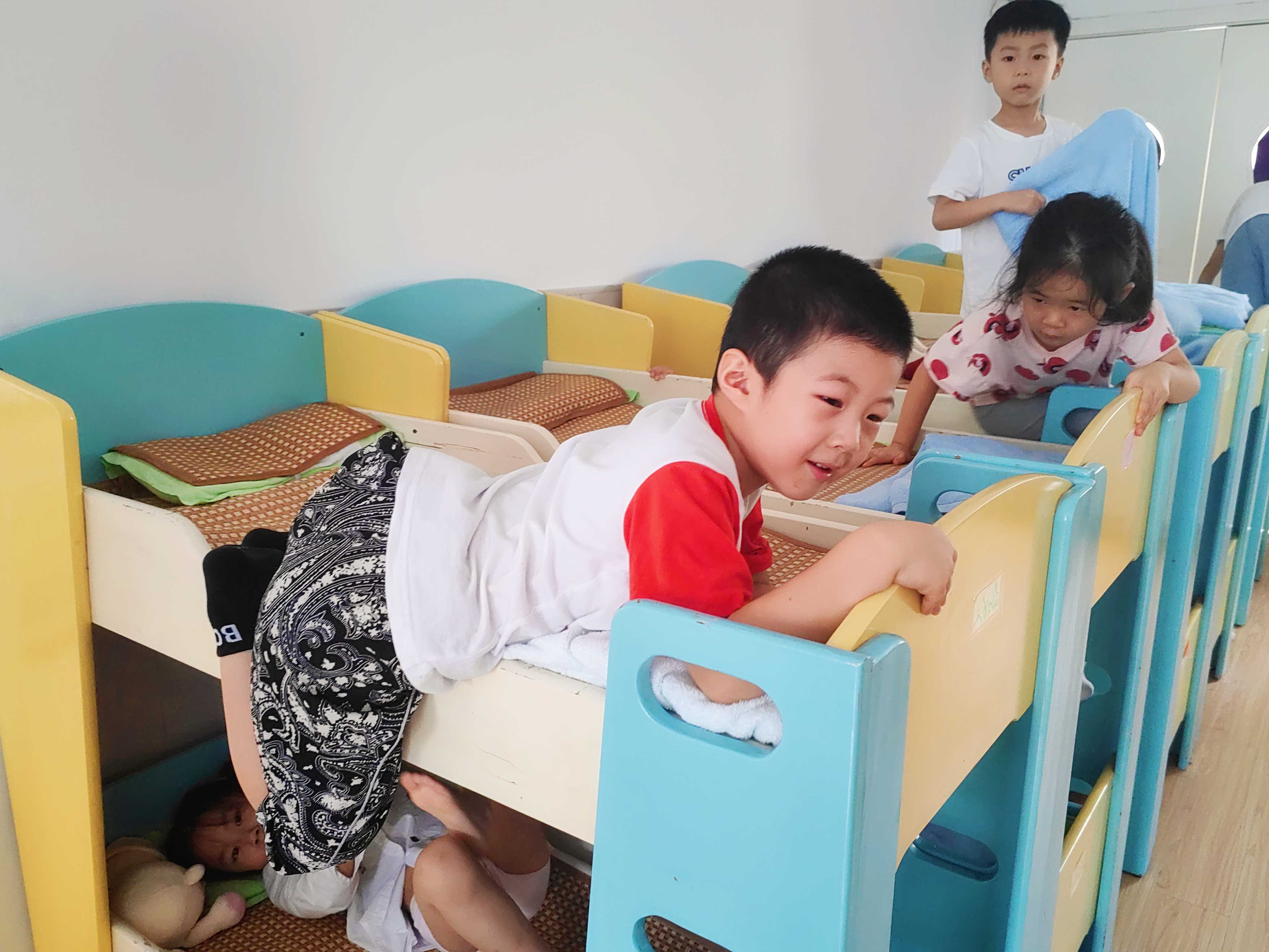 https://thsyyey.wxlxjy.com/contents/sitefiles2037/10188072/images/37626200.jpg